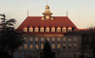 BKW HQ Abendlicht s